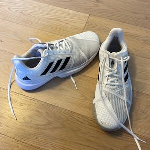 Adidas Like New Tennis Court Jam Bounce Shoes White